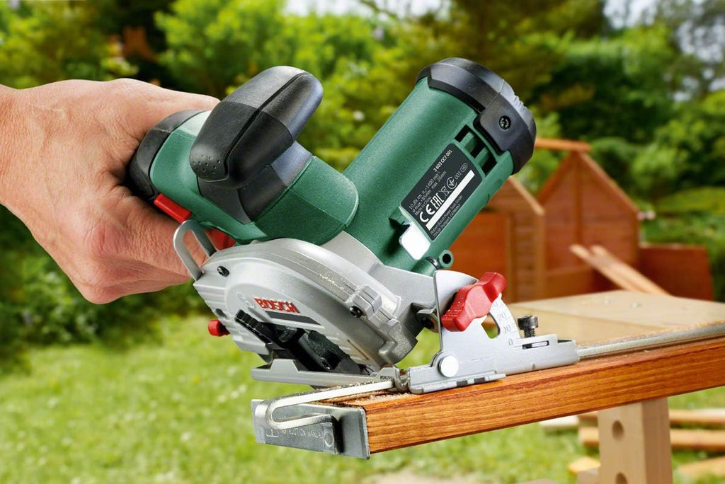 Bosch Cordless Circular Saw UniversalCirc 12 (Without Battery, 12 Volt System, in Carton Packaging)