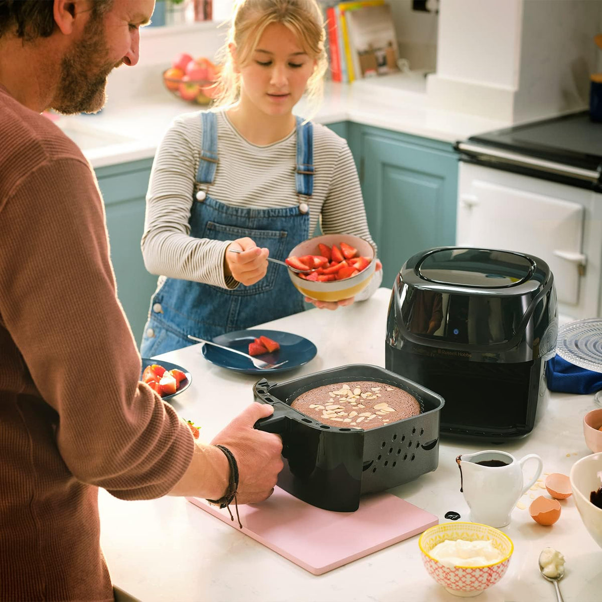 Russell Hobbs 4L Rapid Digital Air Fryer [7 Cooking Functions |10 Programs] Energy Saving, Max temp 220°C, Easy clean, Touch screen, Use without oil, Grill, Bake, Roast, Reheat, Frozen etc. 27160