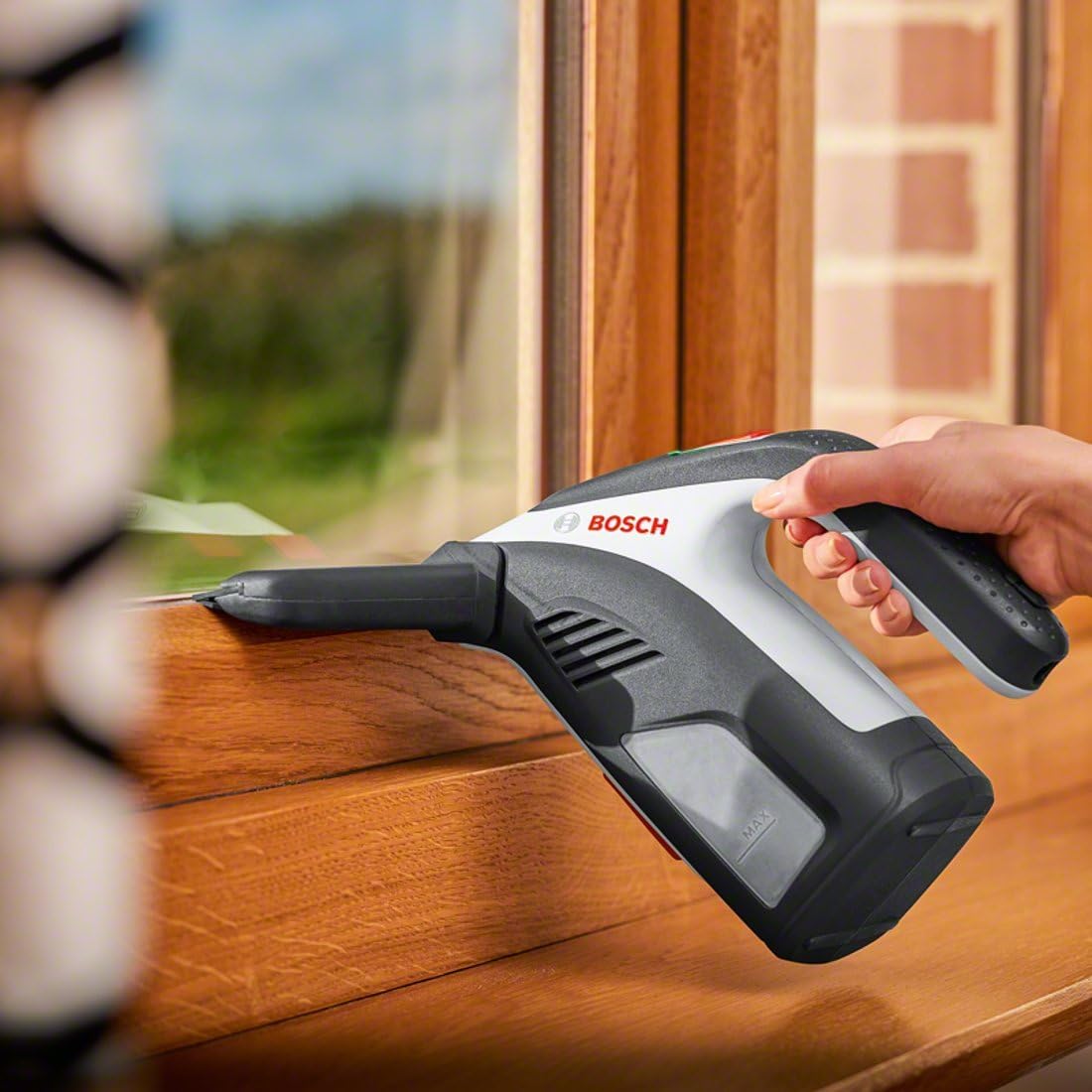 Bosch Cordless Window Vac GlassVAC
