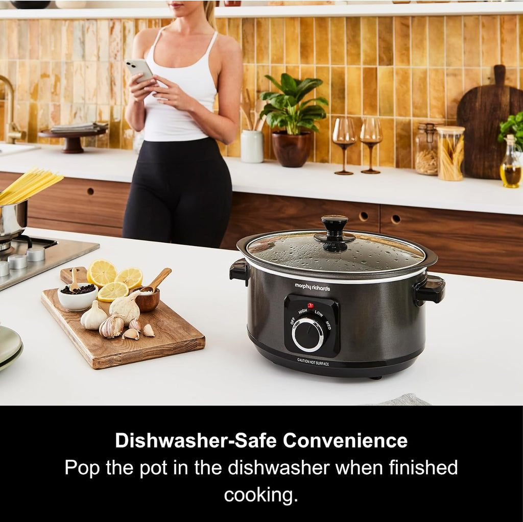 Morphy Richards 3.5L Sear & Stew Slow Cooker, Shatter Resistant Aluminium Pot, 3 Heat Settings, Hob Proof, Easy Clean, 163W, Black, 460012