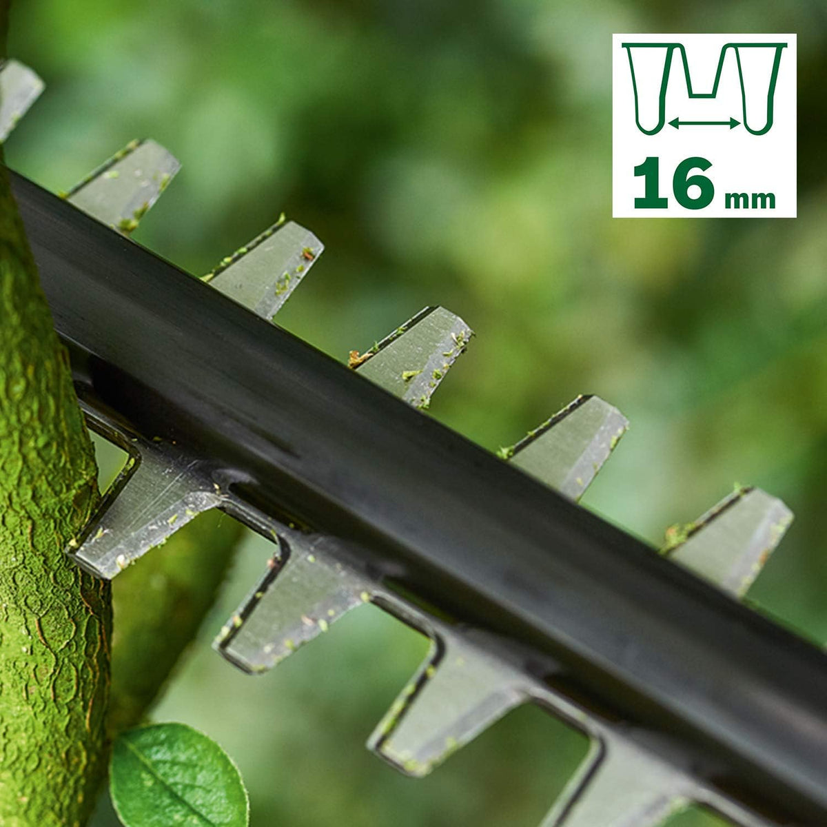 Bosch Cordless Telescopic Hedge Trimmer UniversalHedgePole 18 (1 Battery, 18 Volt System, in Carton Packaging)