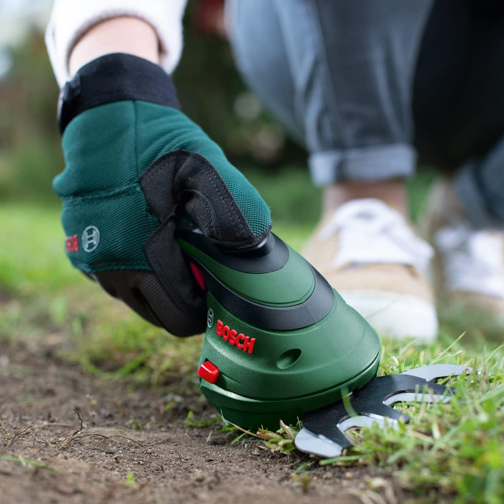 Bosch Cordless Grass Shear & Hedge Trimmer Set Isio (3.6 V, blade length: 12 cm, tooth spacing: 8 mm)