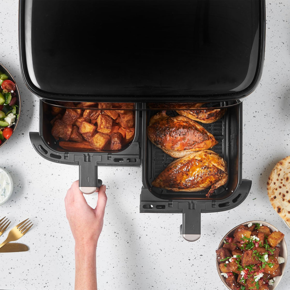 Russell Hobbs Dual Air Fryer, 9L Rapid Airfryer XXL, Dual Basket and Zone