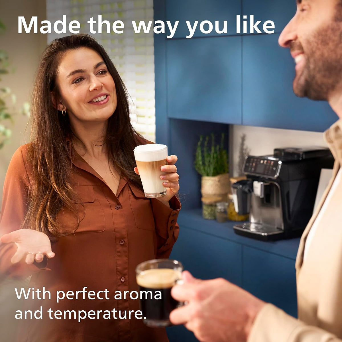 PHILIPS 3300 Series Bean to Cup Coffee Machine, LatteGo, 6 Hot/Iced Drinks